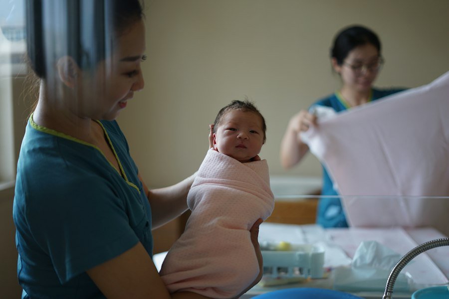 Photo newborn health checkup