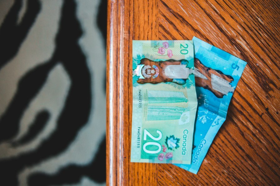 child safety money tips